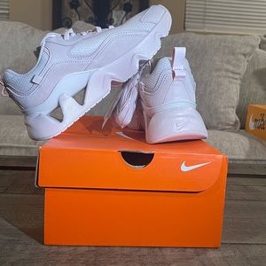 Womens Nike RYZ 365 2